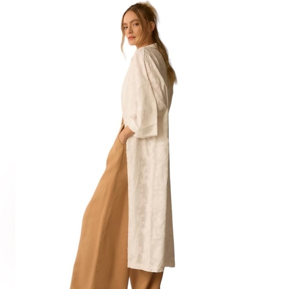 Anthropologie Textured Collared Kimono in White One Size - Picture 2 of 11